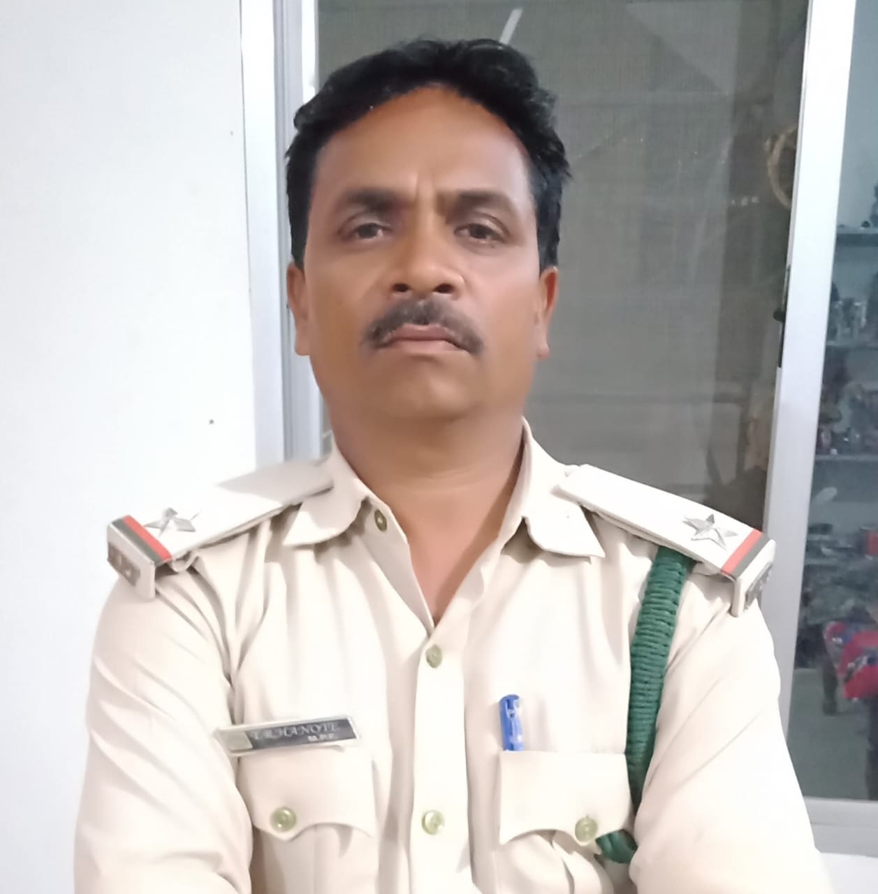 डिप्टी रेंजर टीकाराम हनोते