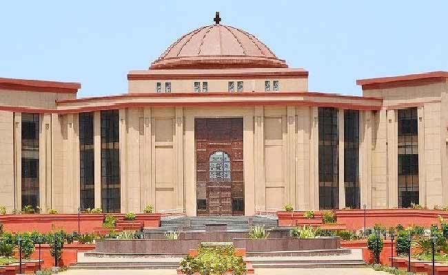 CG high court1 2.jpg