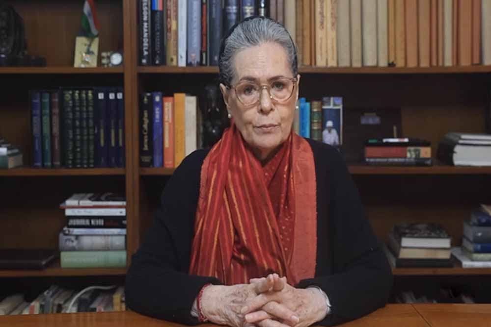 Sonia 2.jpg
