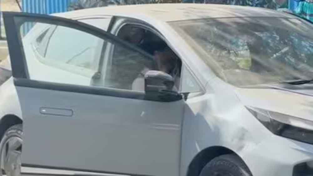 Car.jpg