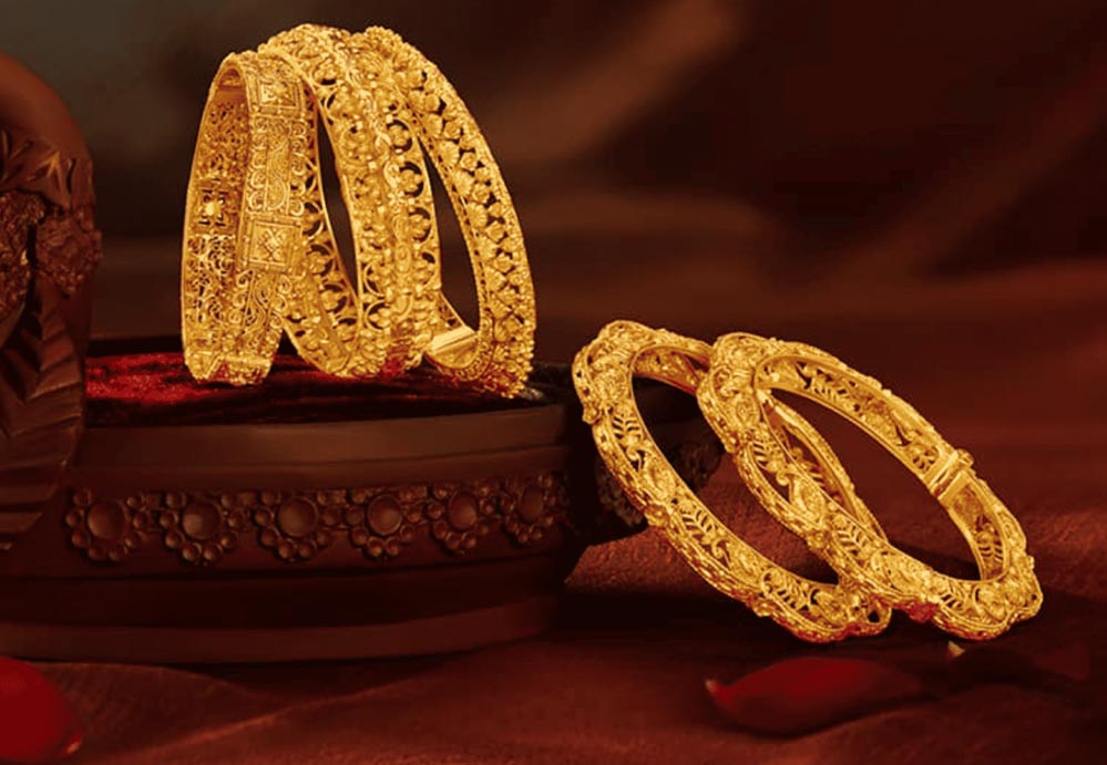 Gold 153 1 1.jpg