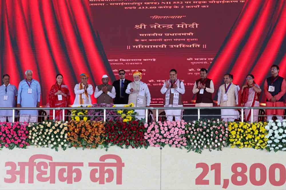 Modi 10.jpg