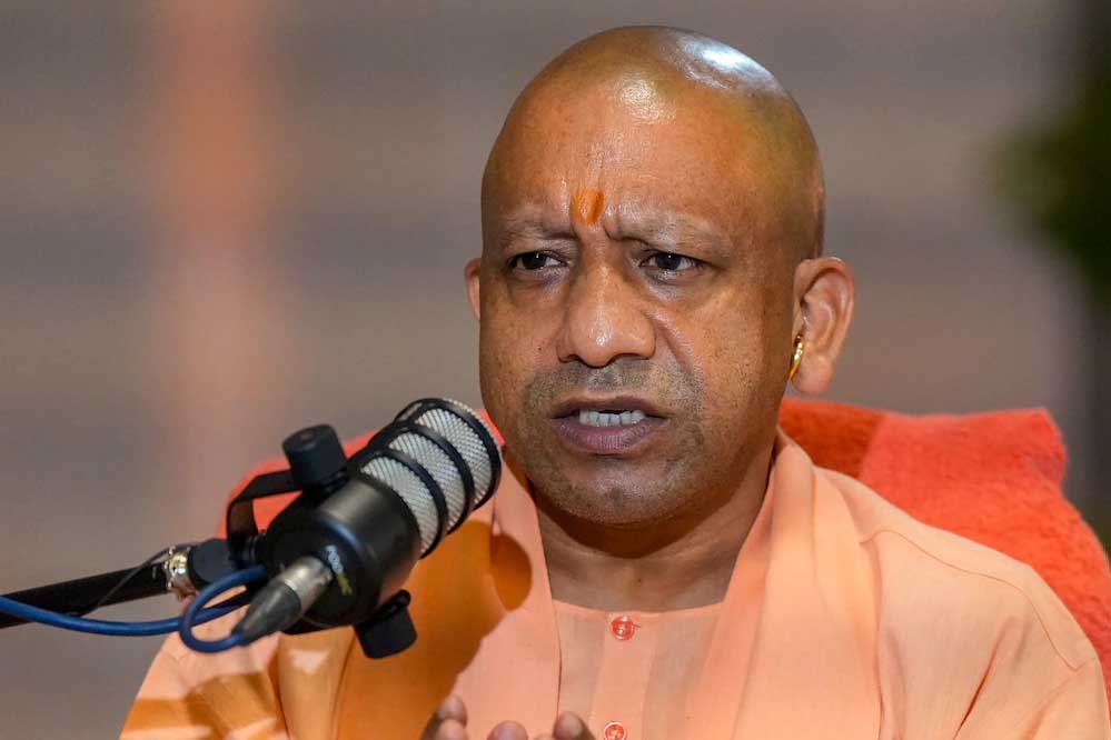 Yogi 89 2.jpg