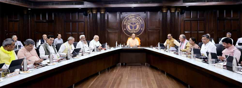 Cabinet 02.jpg