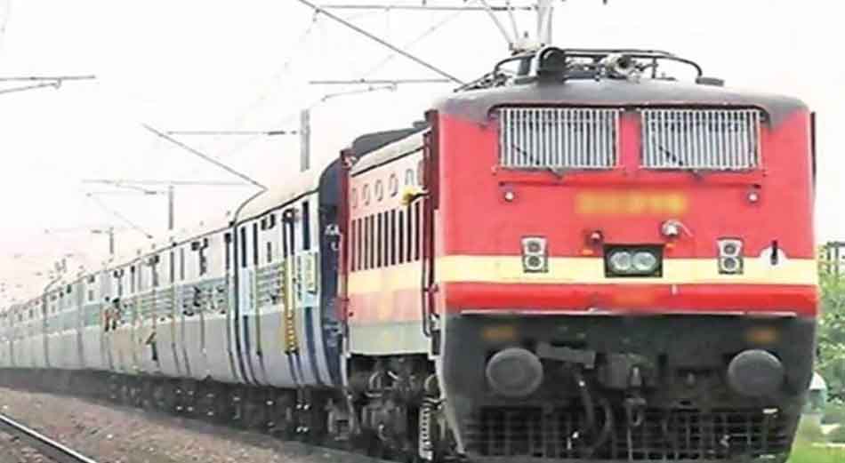 Train 9.jpg