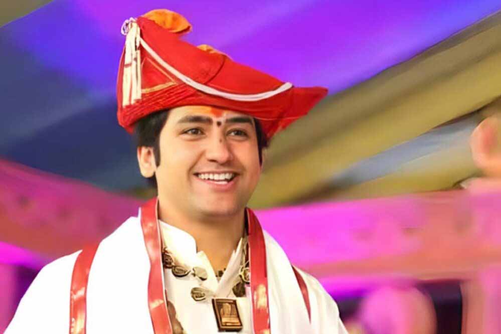 Dhirendra Krishna Shastri7 2.jpg