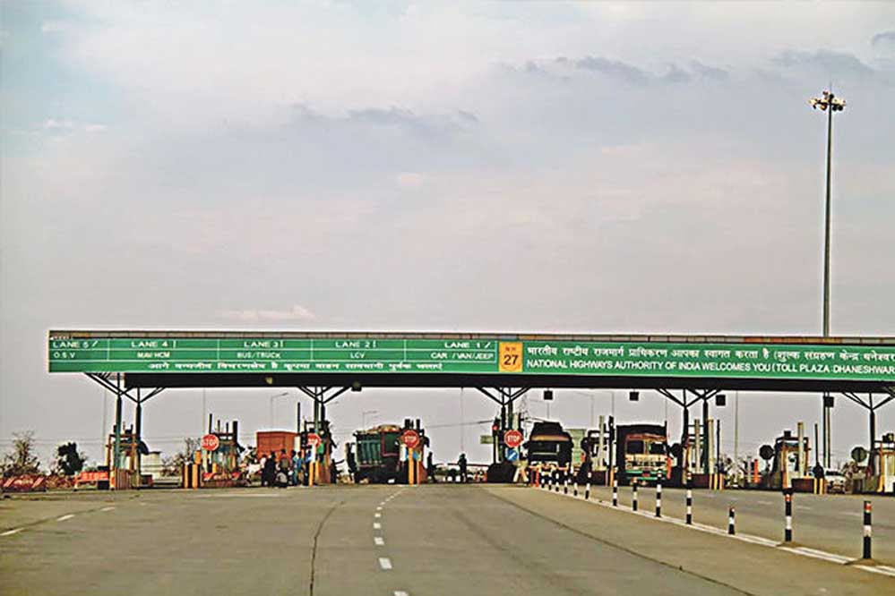 Toll plaza A 112 2.jpg