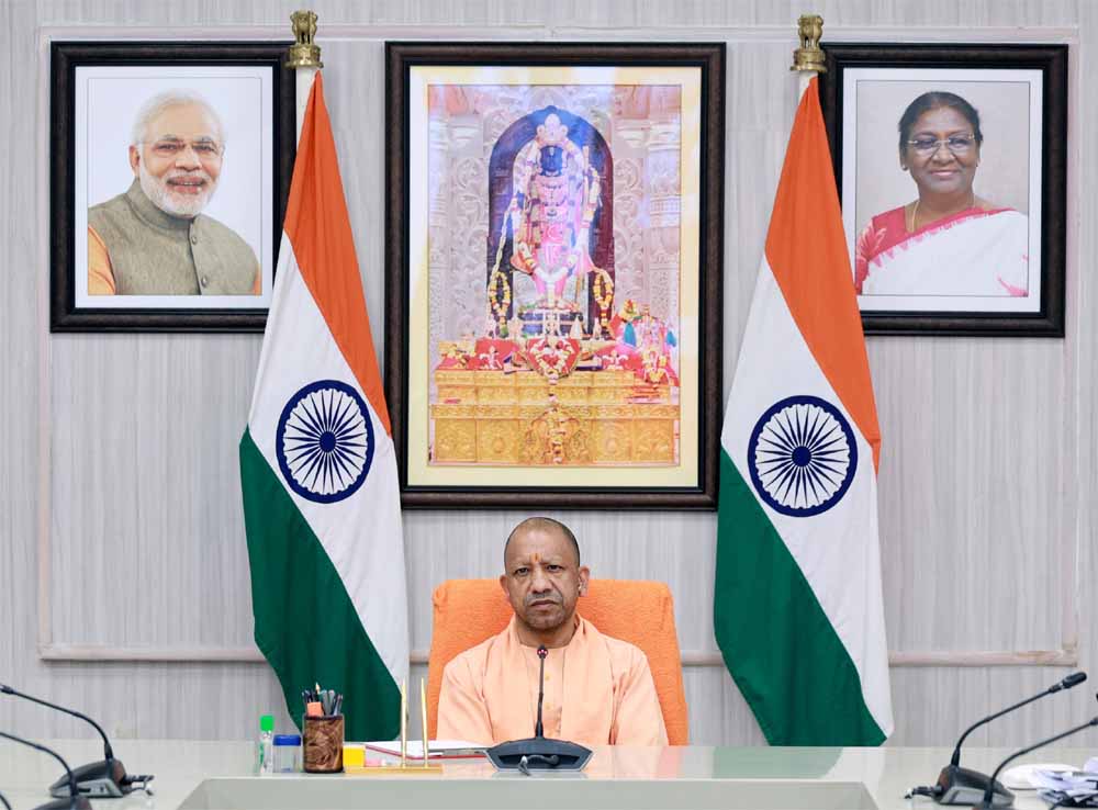 Yogi 03 2.jpg
