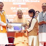 पहले अंधेरा था, अब घर में उजाला, श्रमिकों ने गिनाईं सरकार से मिली सहूलियतें