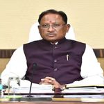 आम जनता से शालीनता से पेश आएं अधिकारी – मुख्यमंत्री