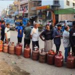 आगरा में एलपीजी संकट गहराया, गैस सिलिंडर की कमी से घरेलू और व्यावसायिक उपभोक्ता परेशान