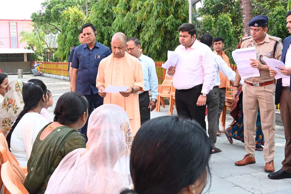 Cm Yogi 01 1.jpg