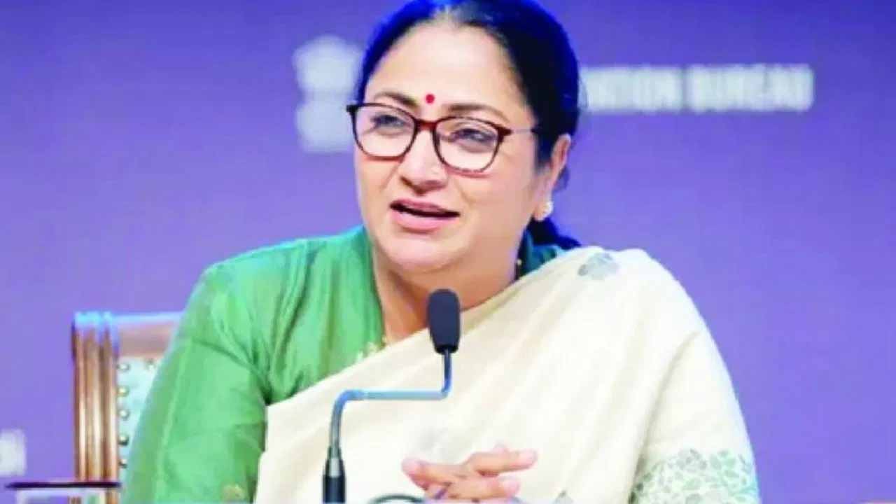 Cm rekha.jpg