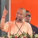 देवरिया में सीएम योगी का कड़ा संदेश, आस्था से खिलवाड़ पर चेतावनी