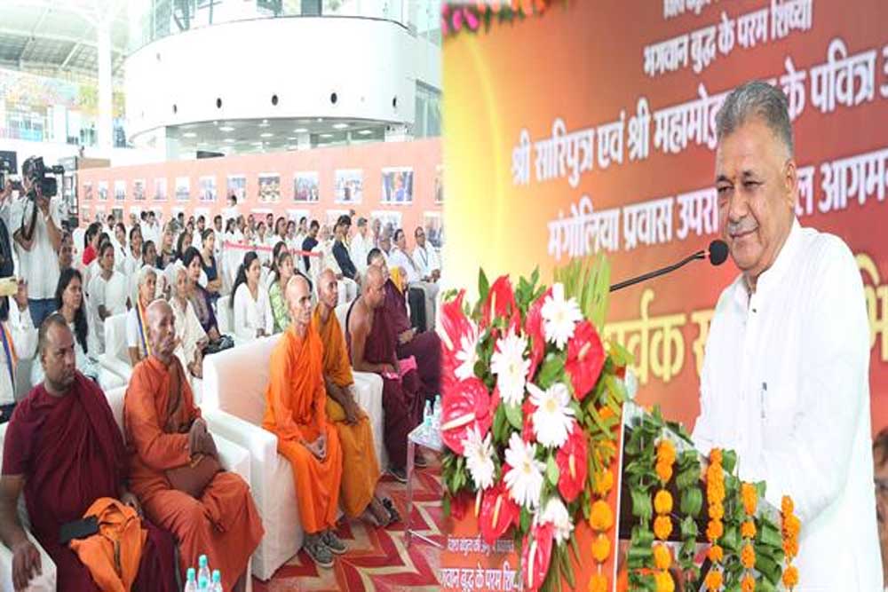 BUDH 01.jpg