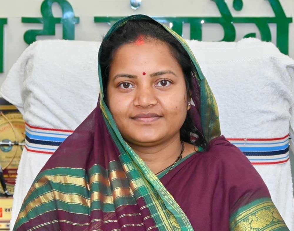 Laxmi 01 1.jpg