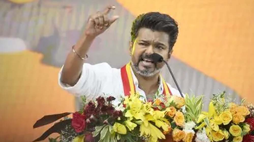 Vijay Cabinet A 63 4.jpg