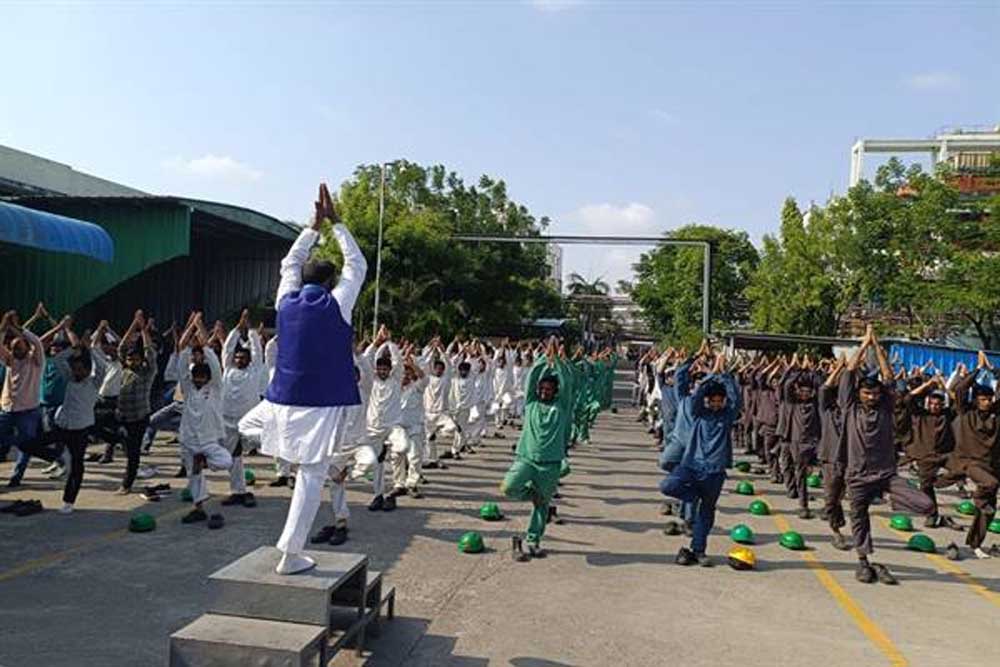 Yog 05.jpg