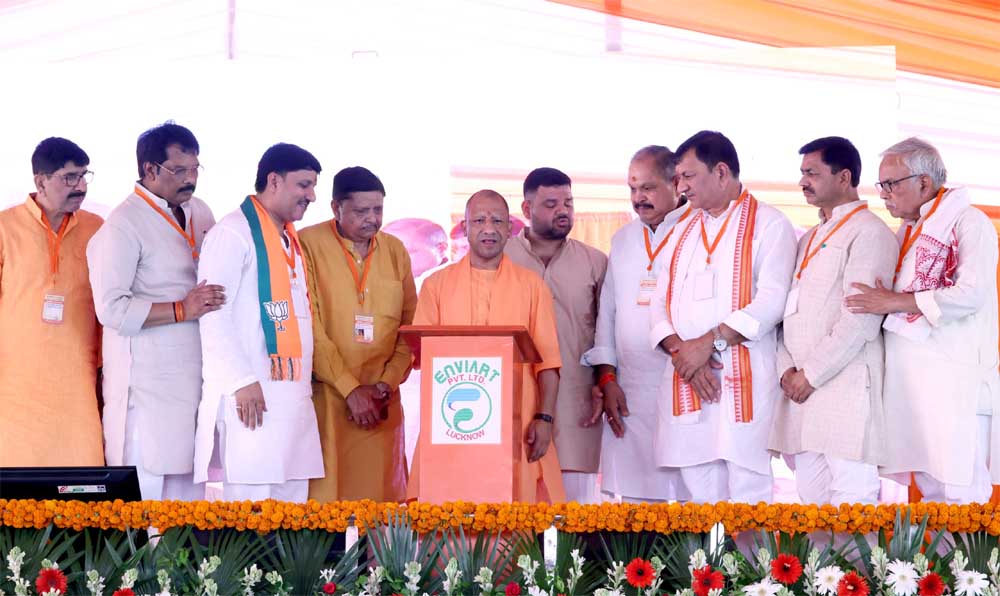 Yogi 01 2.jpg