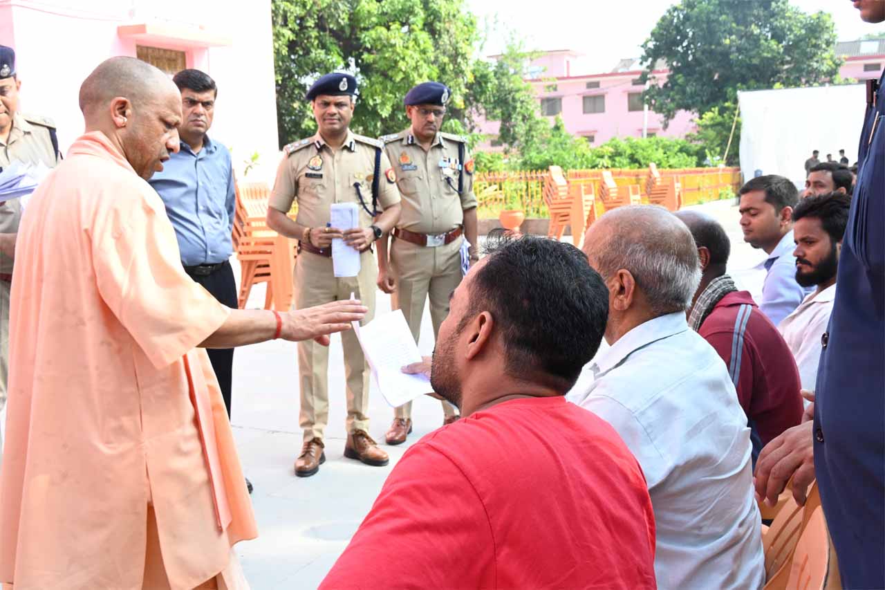 Janta darshan2.jpg