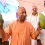 उत्तर प्रदेश आम महोत्सव 2026: सीएम योगी ने बताया—राज्य देश के 26% आम उत्पादन का केंद्र