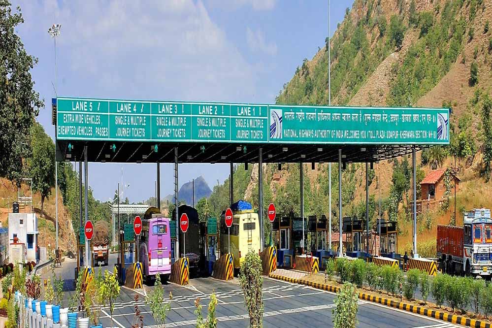Toll plaza52 4.jpg