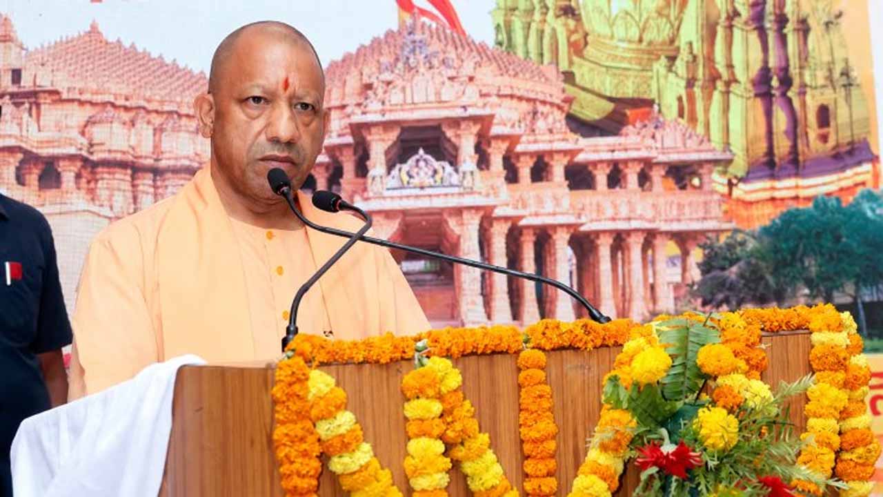 CM Yogi shamli visit.jpg
