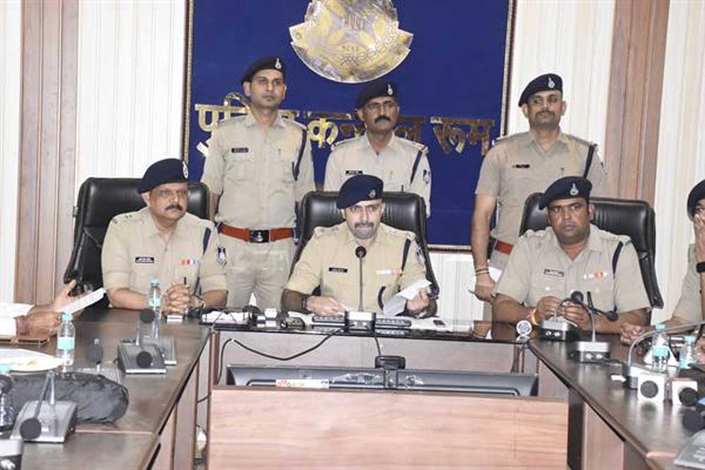 Police 01 10.jpg