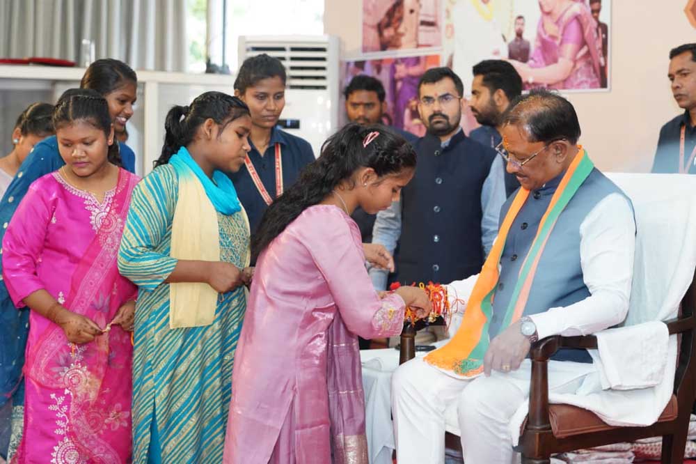 RAKHI 01 2.jpg