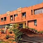 जेएनयू के प्रोफेसर पर दस से अधिक छात्राओं ने यौन उत्पीड़न का गंभीर आरोप लगाया है
