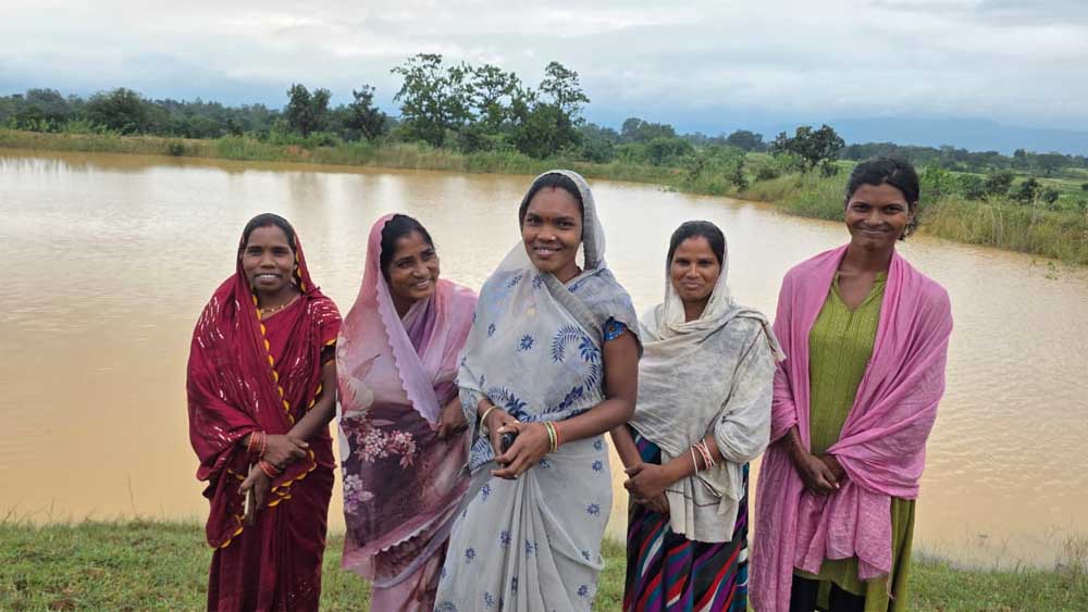 Mahila 01 4.jpg