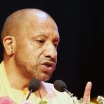 मुख्यमंत्री योगी के हाथों 21 युवाओं को मिला नियुक्ति पत्र