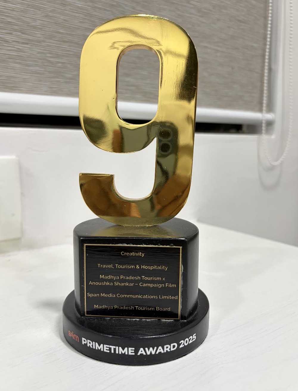 Award 01.jpg