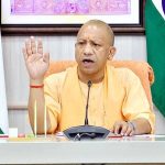 योगी सरकार का राहत कार्यों के साथ बाढ़ का पानी उतरते ही सफाई और दवा छिड़काव तेज करने पर जोर